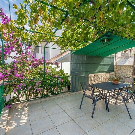Apartment Bubi โตรกีร์ ภายนอก รูปภาพ