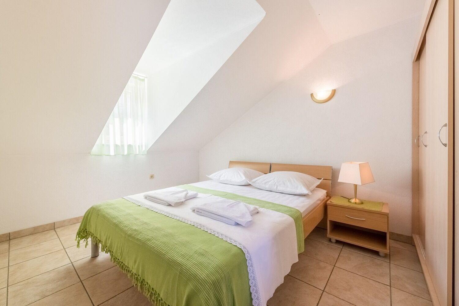 Apartment Bubi โตรกีร์ ภายนอก รูปภาพ